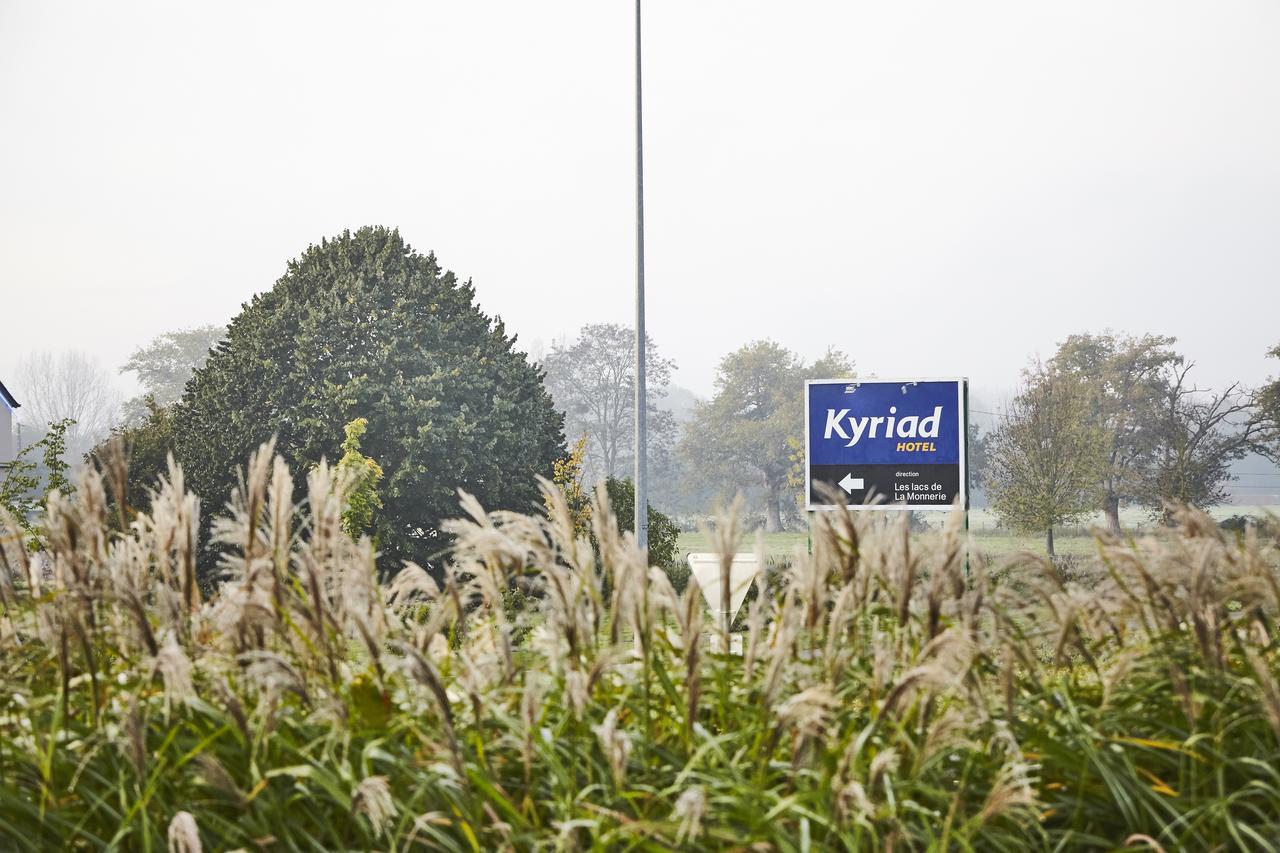Kyriad Hotel La Flèche Exterior foto